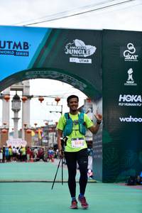 BIB: 5133, 100, 1021021
                            <button type="button" onclick="openModal(21897681)" class="btn btn-primary btn-sm float-right btn-popup" data-toggle="modal" data-target=".modal-high-quality">
                        <i class="fas fa-shopping-cart"></i> Add to Cart
                    </button>
                                            <button type="button" onclick="isThisMe(21897681, true)" class="btn btn-success btn-sm float-right btn-popup btn-isme hidden" data-toggle="tooltip" data-placement="bottom" title="นี่คือรูปของคุณใช่ไหม คลิกที่นี่เพื่อเอาเข้าอัลบั้ม">
                        <i class="fas fa-plus"></i> Add to album
                    </button>
                    <button type="button" onclick="isThisMe(21897681, false)" class="btn btn-warning btn-sm float-right btn-popup btn-isnotme hidden">
                        <i class="fas fa-ban"></i> Remove from album
                    </button>